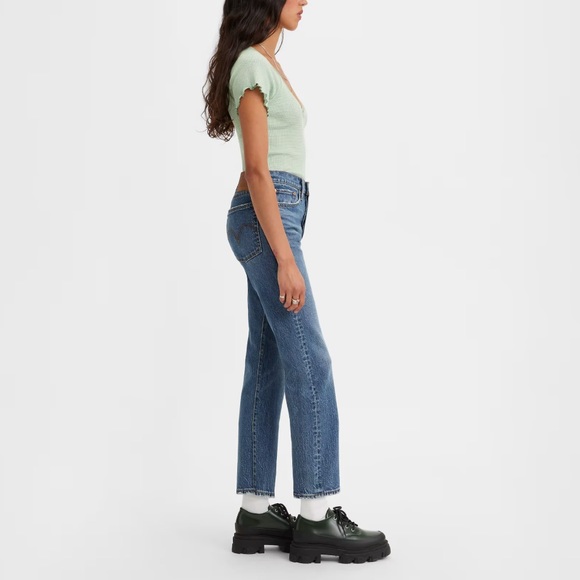 Levi’s Wedgie Straight Jeans. Size 28. Gently worn. - Picture 8 of 8